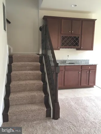 $3,690 | 42407 Dogwood Glen Square, Sterling, VA 20166