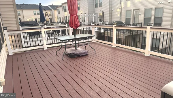 $3,690 | 42407 Dogwood Glen Square, Sterling, VA 20166