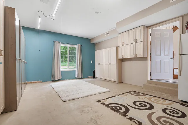 $483,000 | 51156 Maple Road, Marcellus, MI 49067