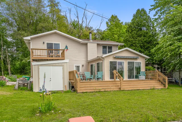 $483,000 | 51156 Maple Road, Marcellus, MI 49067