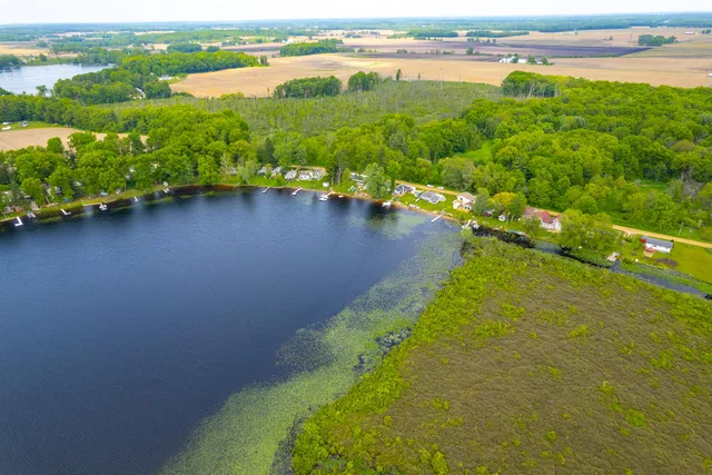 $483,000 | 51156 Maple Road, Marcellus, MI 49067