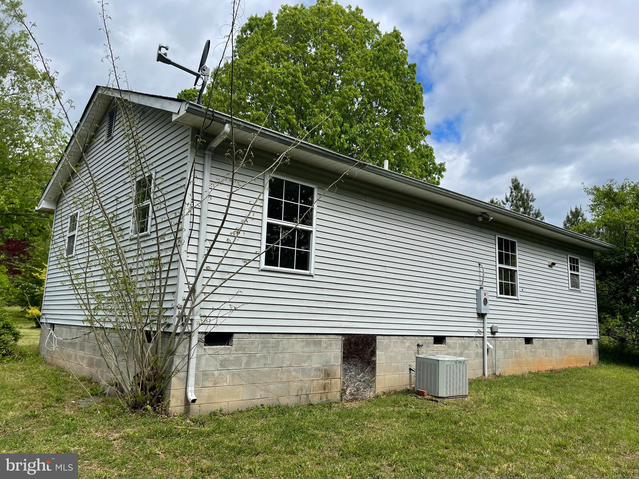 11968 Cross County Road Mineral, VA 23117 - Photo 22 of 30 Gallery Image 22