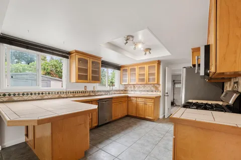 $865,000 | 1091 Century Drive, Napa, CA 94558