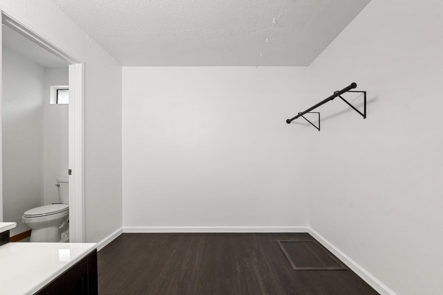 1091 Century Drive Napa, CA 94558 - Photo 43 of 53 a view of small space