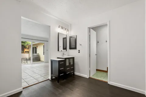 $865,000 | 1091 Century Drive, Napa, CA 94558