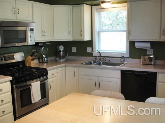 N17239 Lily Lake Road Dunbar, WI 54119 - Photo 3 of 26 Gallery Image 3