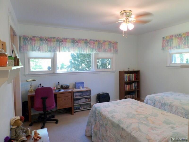 10453 Reeck Road Allen Park, MI 48101 - Photo 45 of 63 102_2171.JPG
