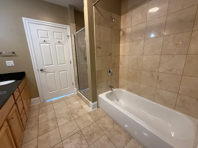 $375,000 | 3000 West Lawrence Avenue, Unit 3H, Chicago, IL 60625