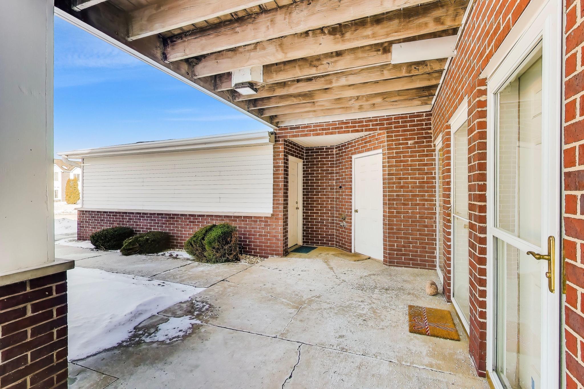 2825 11th Place, Unit 703 Somers, WI 53140 - Photo 4 of 25 ad_0018