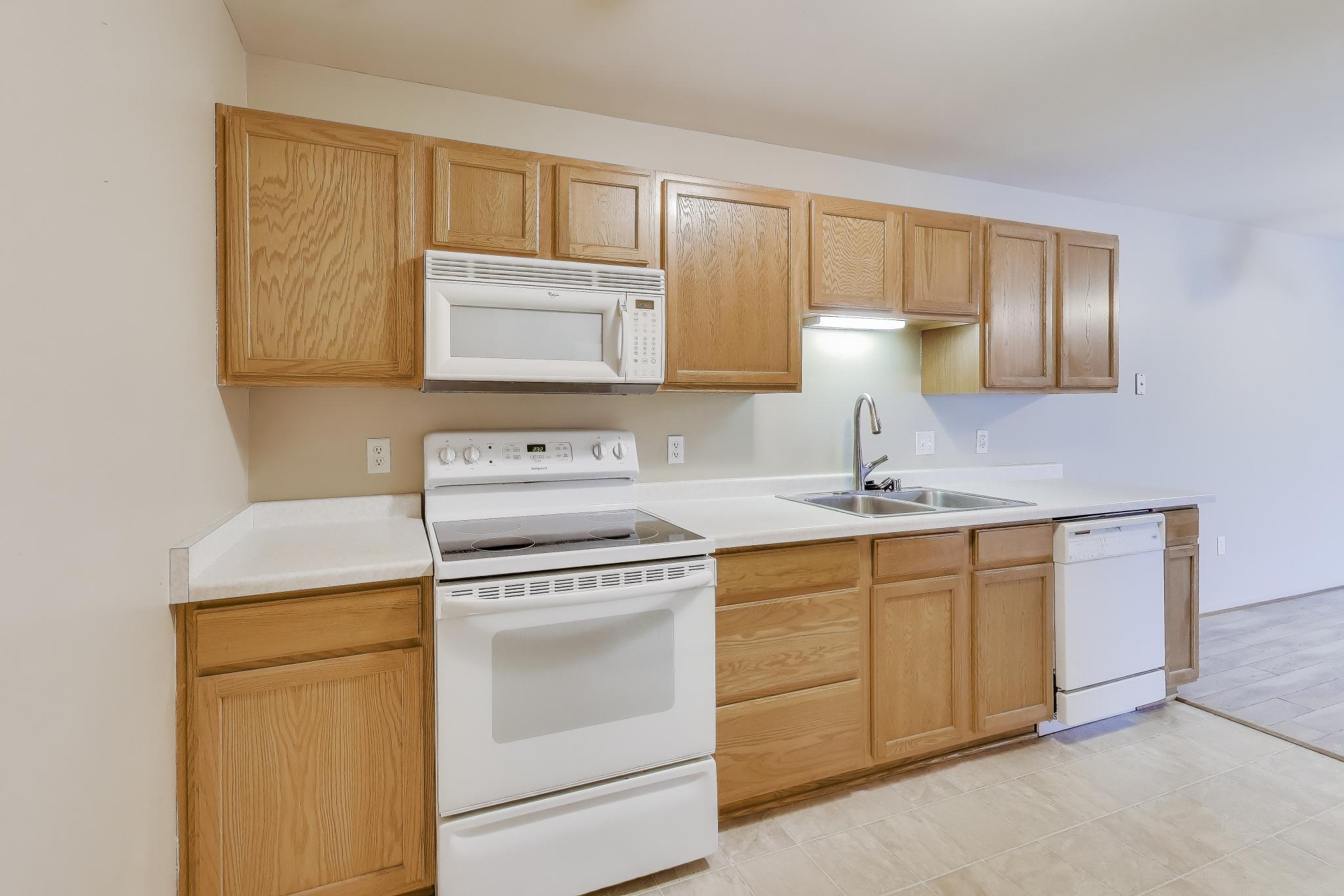 2825 11th Place, Unit 703 Somers, WI 53140 - Photo 10 of 25 al_0001