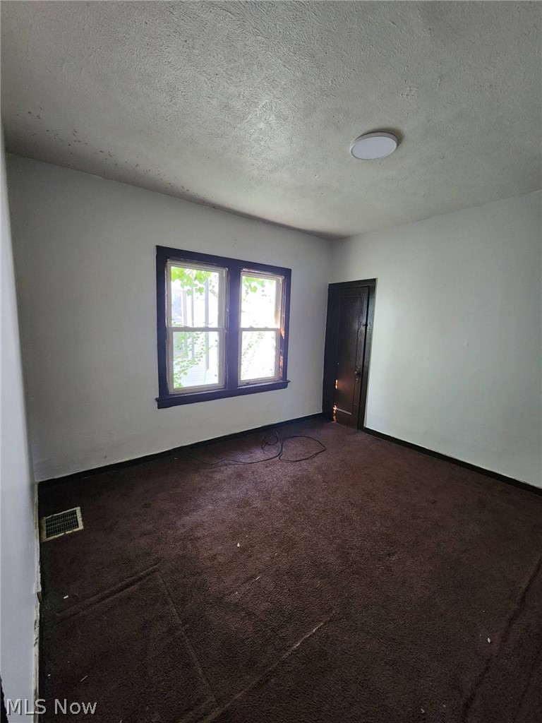 974 Eddy Road Cleveland, OH 44108 - Photo 23 of 48