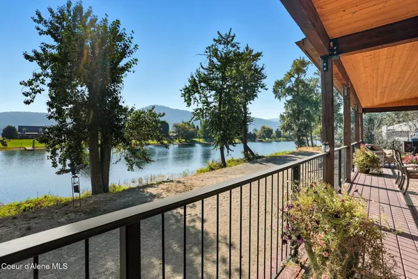 $949,900 | 530 Cottonwood Drive, St. Maries, ID 83861