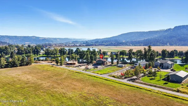 $949,900 | 530 Cottonwood Drive, St. Maries, ID 83861