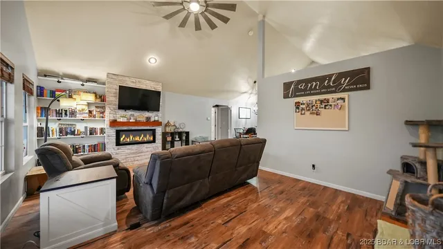 $285,000 | 3728 Old South 5, Camdenton, MO 65020