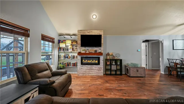 $285,000 | 3728 Old South 5, Camdenton, MO 65020