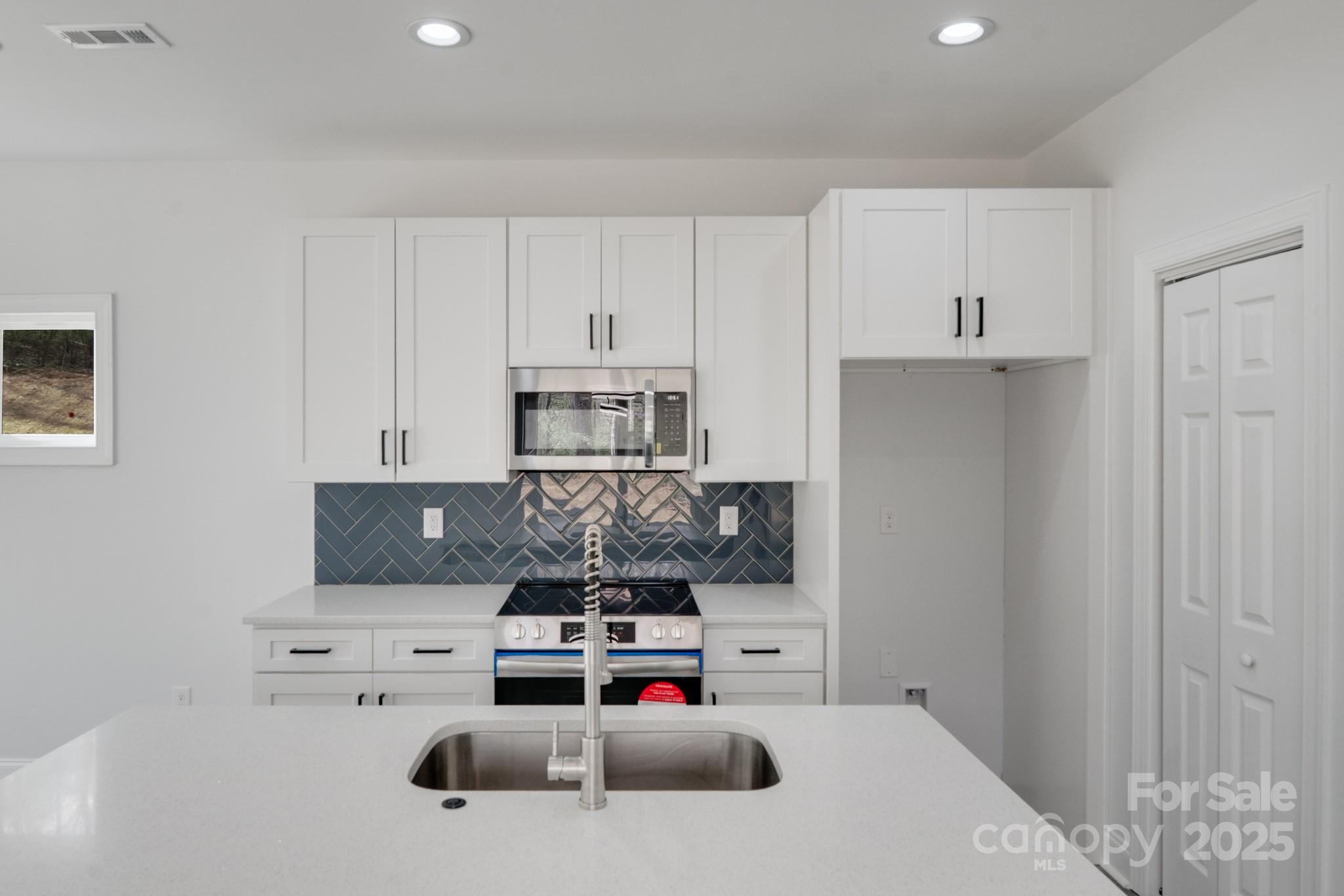 7448 Malabar Road, Unit 13 Huntersville, NC 28078 - Photo 7 of 16 Gallery Image 7