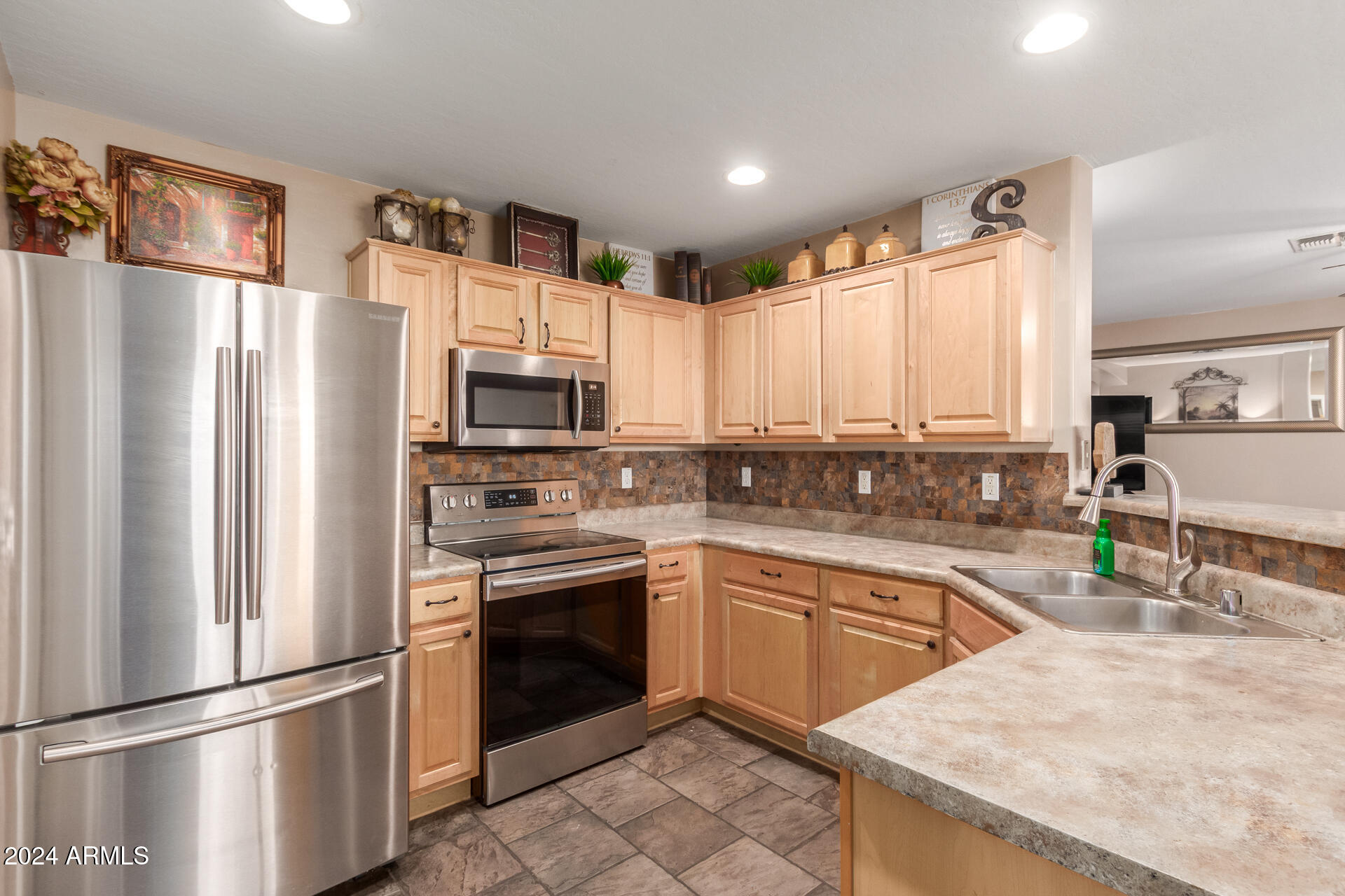 2840 North 107th Lane Avondale, AZ 85392 - Photo 14 of 38 0021-21 - 107th