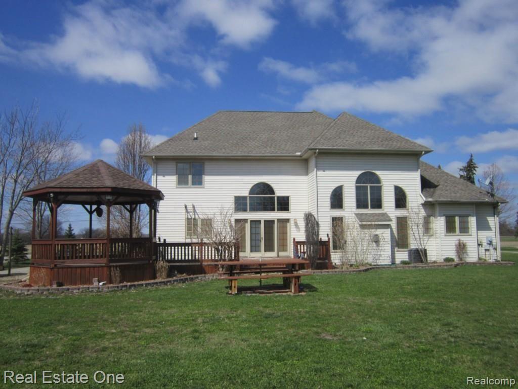12230 Sweitzer Road Carleton, MI 48117 - Photo 33 of 33 back of sweitzer.jpg