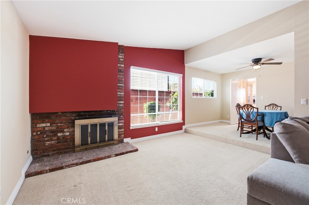 2253 Grafton Street Simi Valley, CA 93063 - Photo 4 of 30