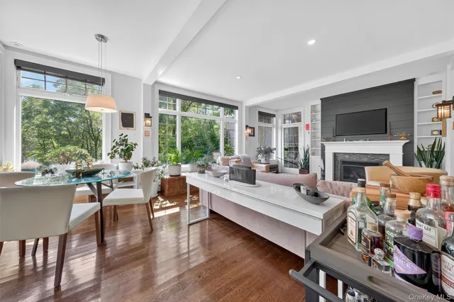 $679,000 | 669 Highway 213, Rosendale, NY 12472