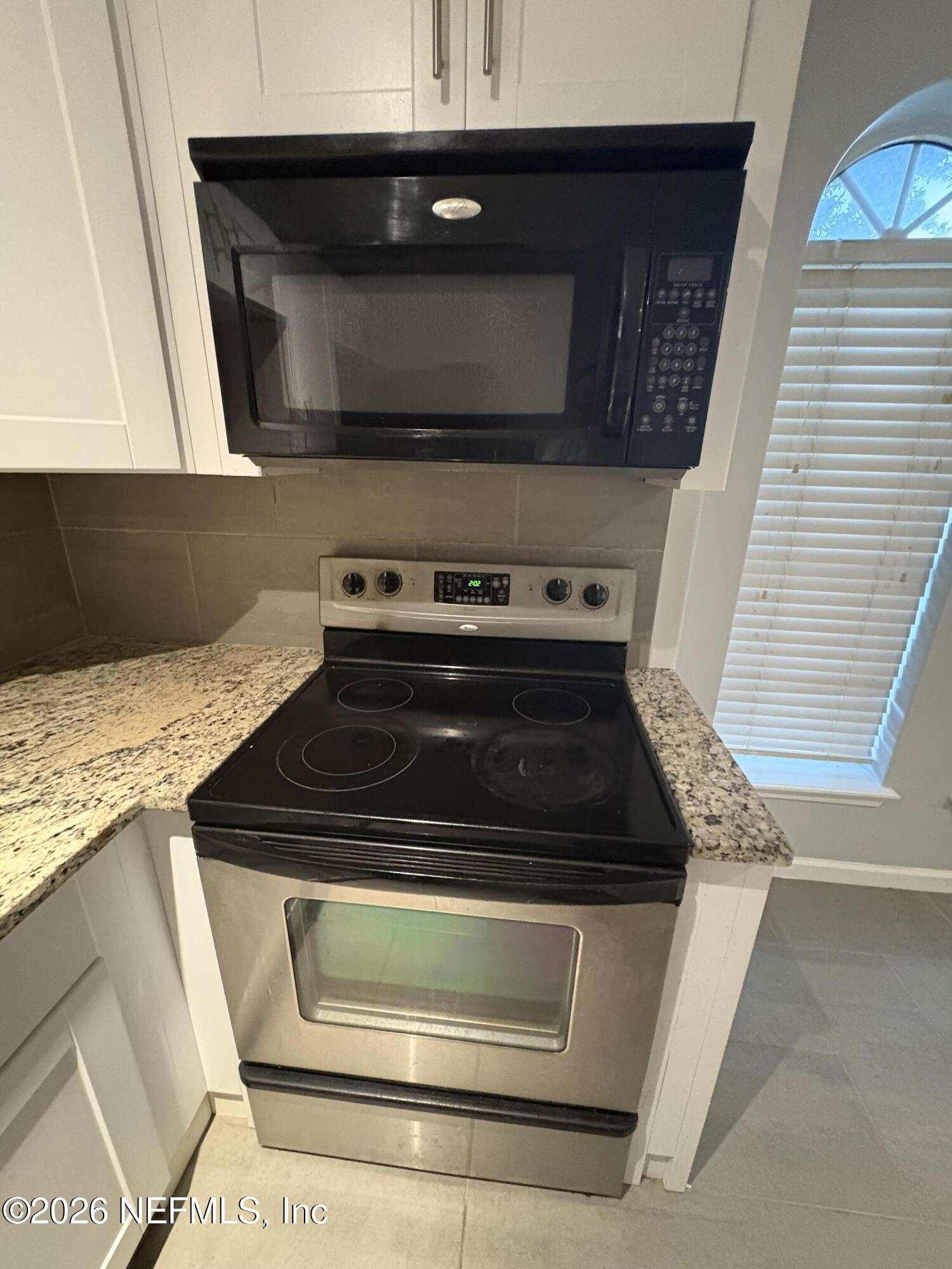 86005 Maple Leaf Place Yulee, FL 32097 - Photo 41 of 41 In law suite kitchen