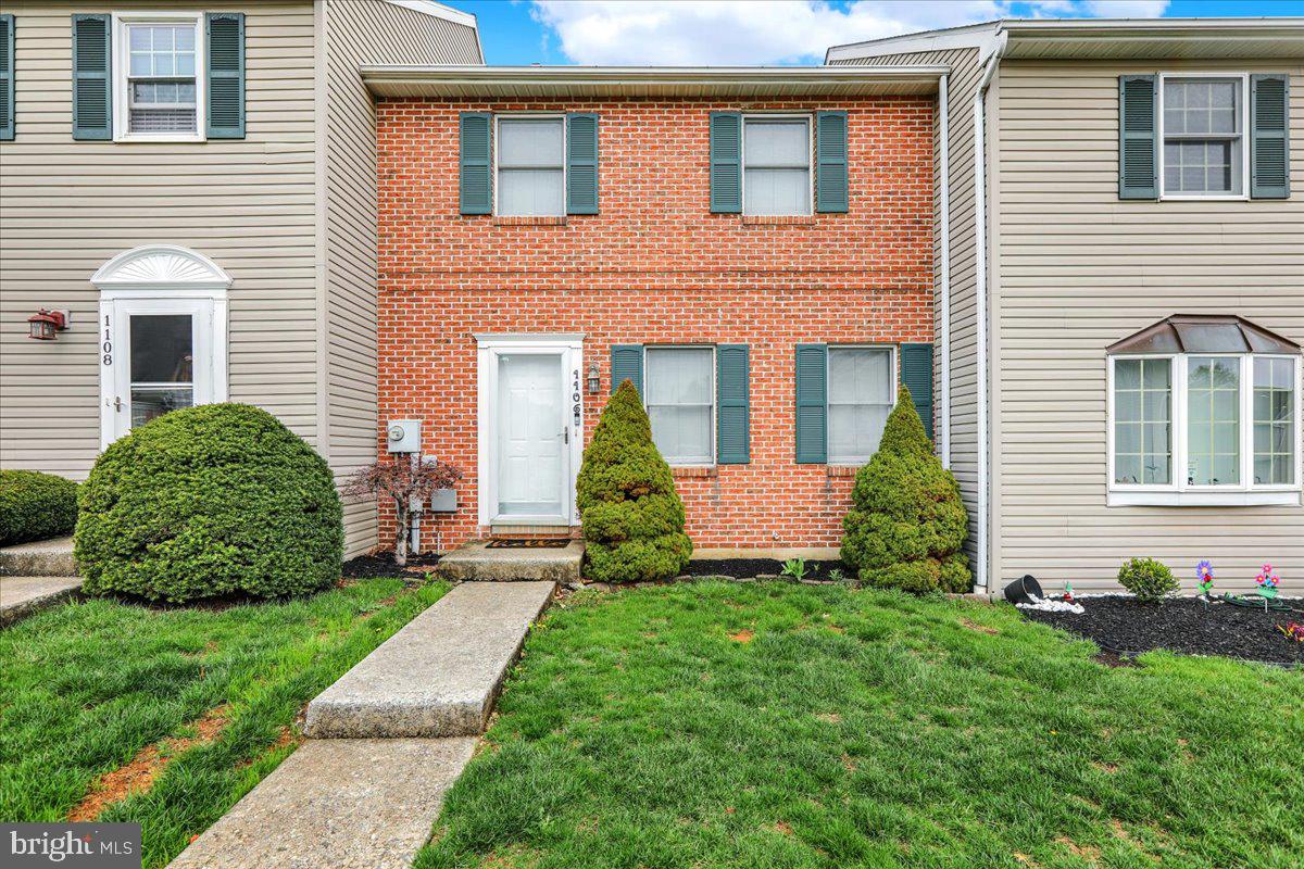 1106 Fredrick Boulevard Reading, PA 19605 - Photo 1 of 15