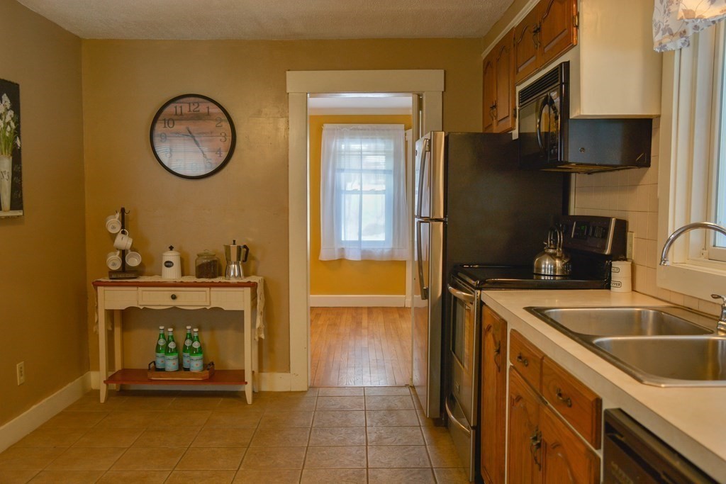 39 Turnpike Road Westminster, MA 01473 - Photo 8 of 32 Gallery Image 8