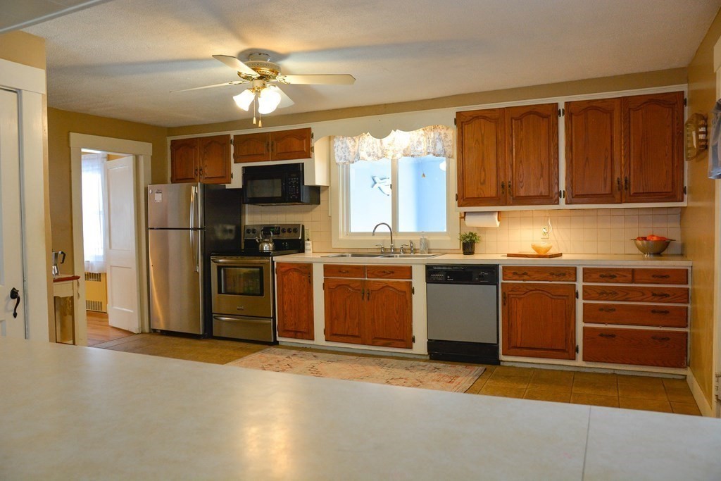 39 Turnpike Road Westminster, MA 01473 - Photo 9 of 32 Gallery Image 9