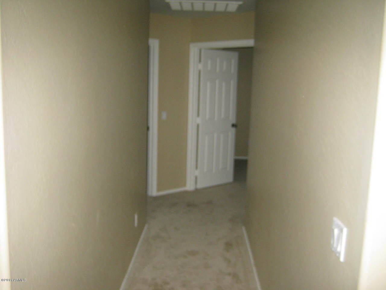 1619 West Fremont Rd. Phoenix, AZ 85041 - Photo 8 of 10 hallway