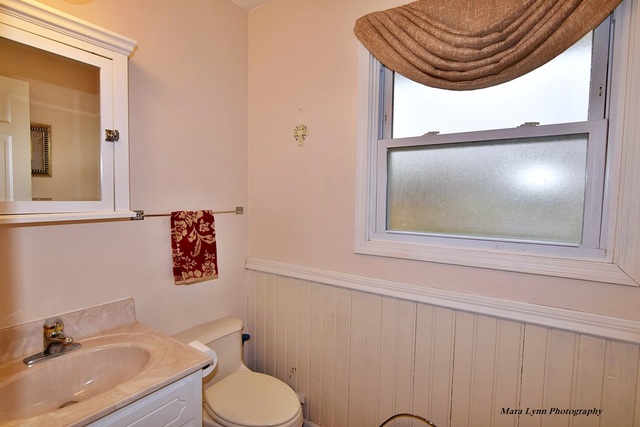 6N048 Old Homestead Road St. Charles, IL 60175 - Photo 14 of 25 Gallery Image 14