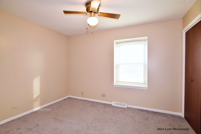 6N048 Old Homestead Road St. Charles, IL 60175 - Photo 15 of 25 Gallery Image 15