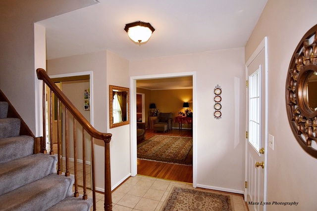 6N048 Old Homestead Road St. Charles, IL 60175 - Photo 2 of 25 Gallery Image 2