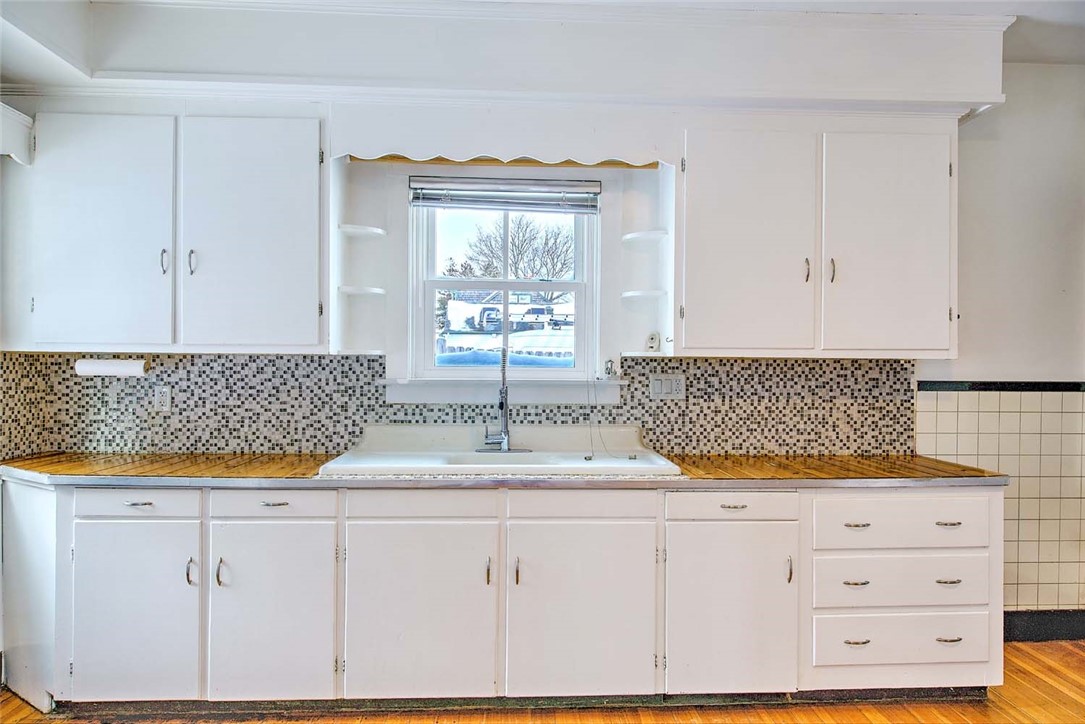 2952 East Main Road Portsmouth, RI 02871 - Photo 20 of 49