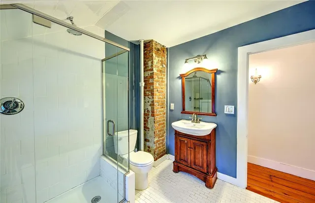 $650,000 | 2952 East Main Road, Portsmouth, RI 02871