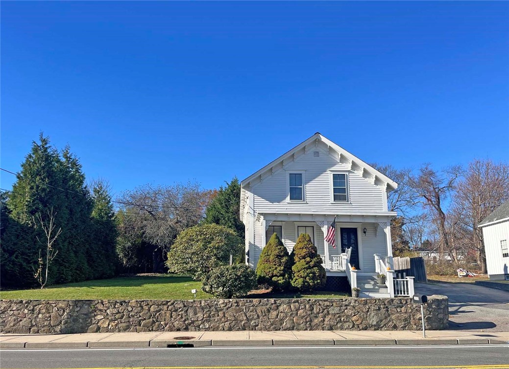 2952 East Main Road Portsmouth, RI 02871 - Photo 46 of 49