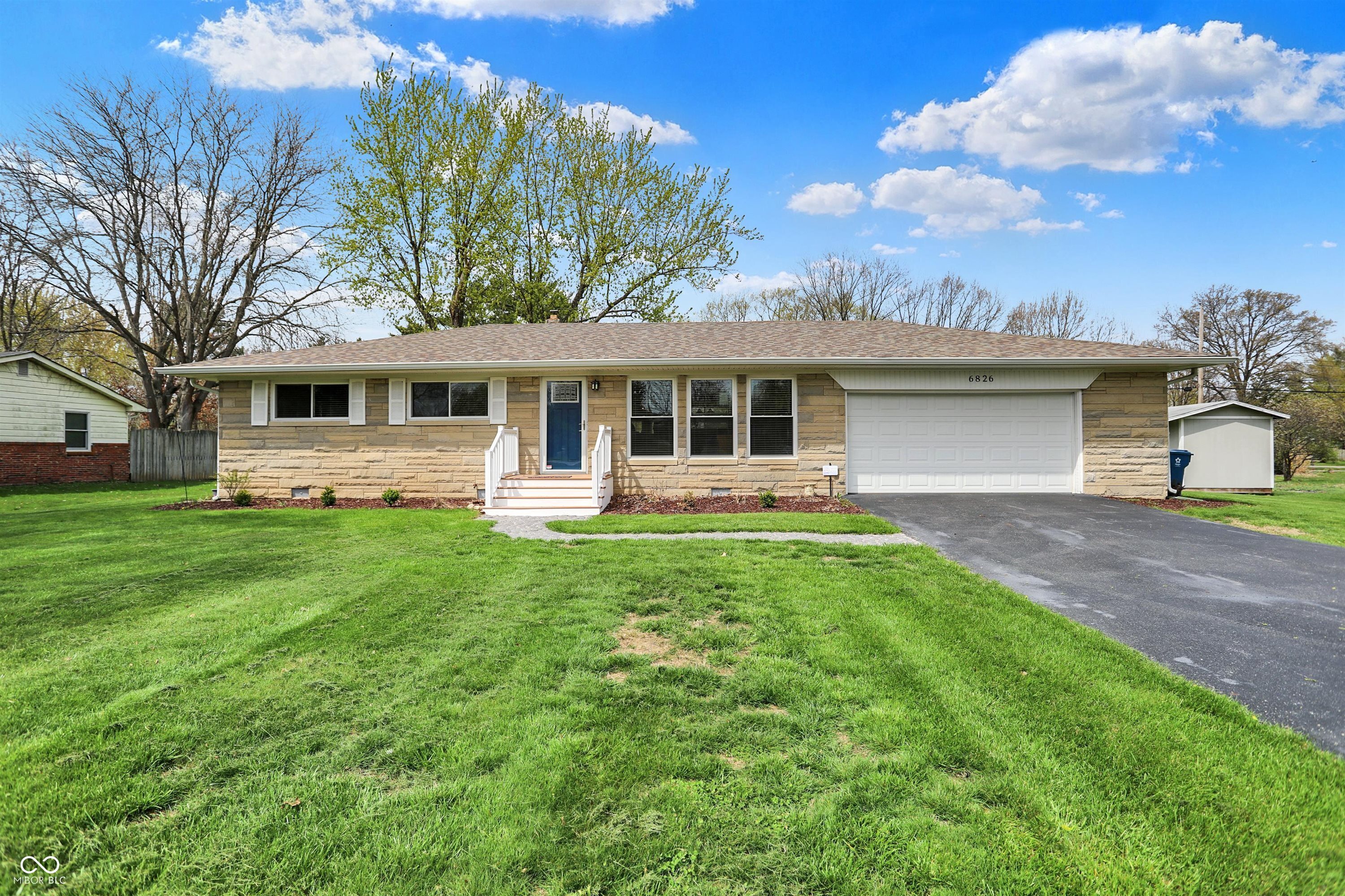 6826 Hague Road Indianapolis, IN 46256 - Photo 2 of 57 Gallery Image 2