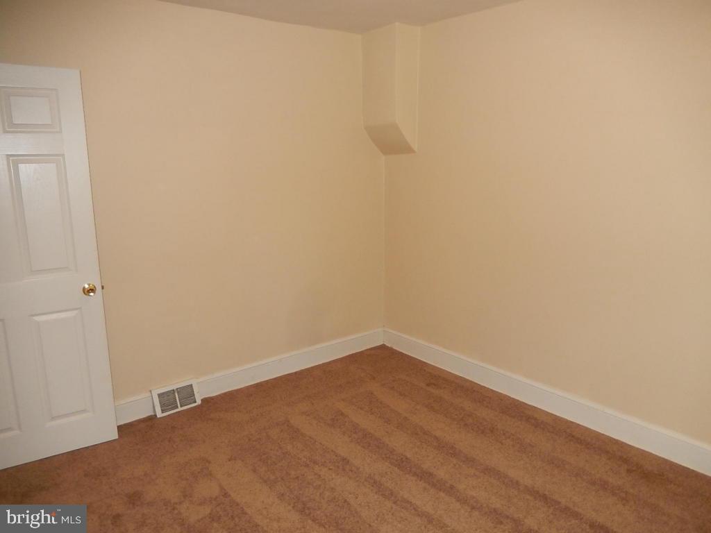 1752 Eden Road Lancaster, PA 17601 - Photo 21 of 41
