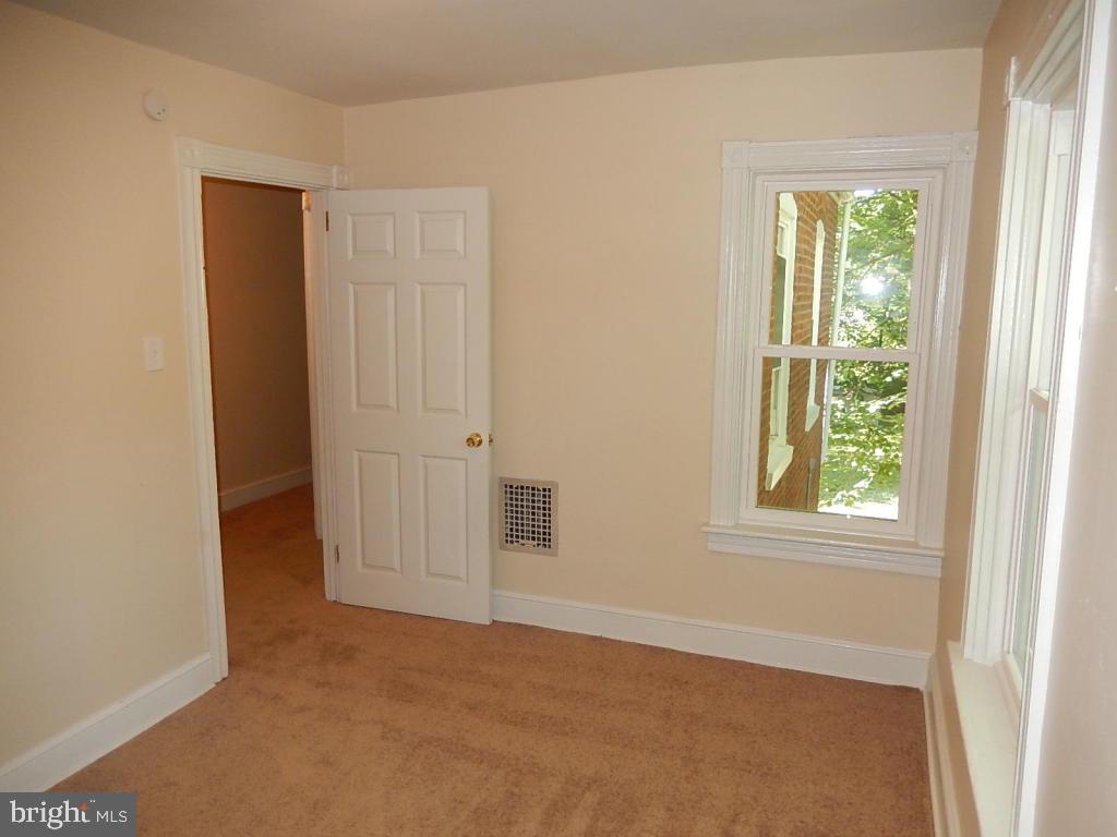 1752 Eden Road Lancaster, PA 17601 - Photo 29 of 41