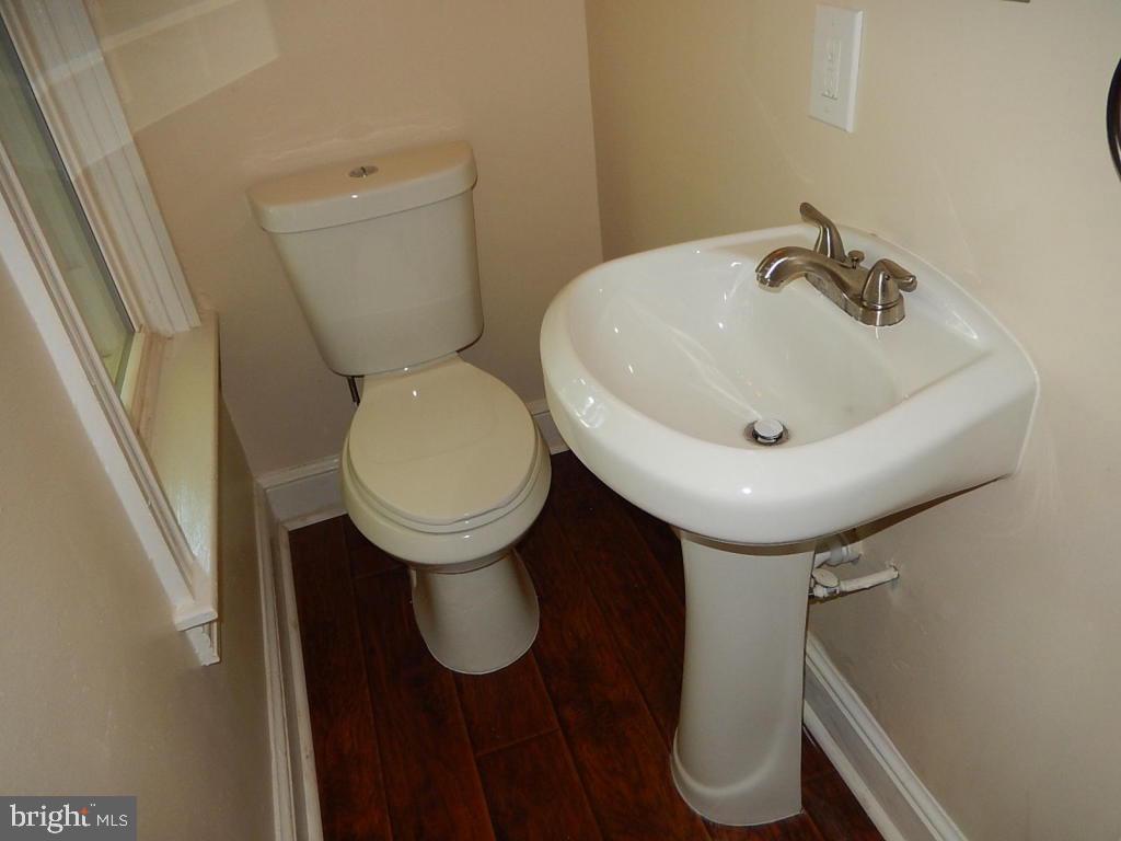 1752 Eden Road Lancaster, PA 17601 - Photo 10 of 41