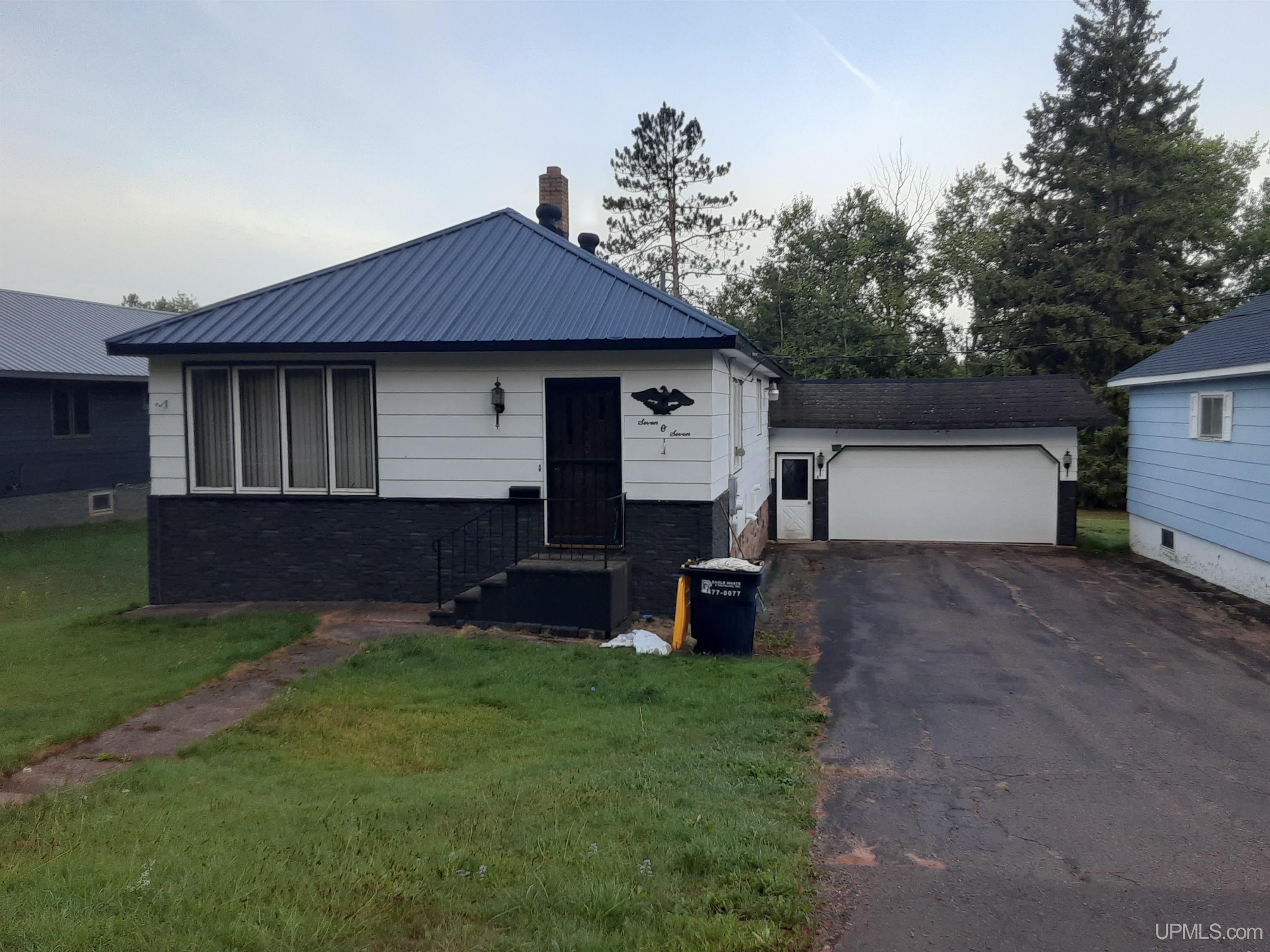 707 Van Buskirk Road Ironwood, MI 49938 - Photo 2 of 20 Gallery Image 2