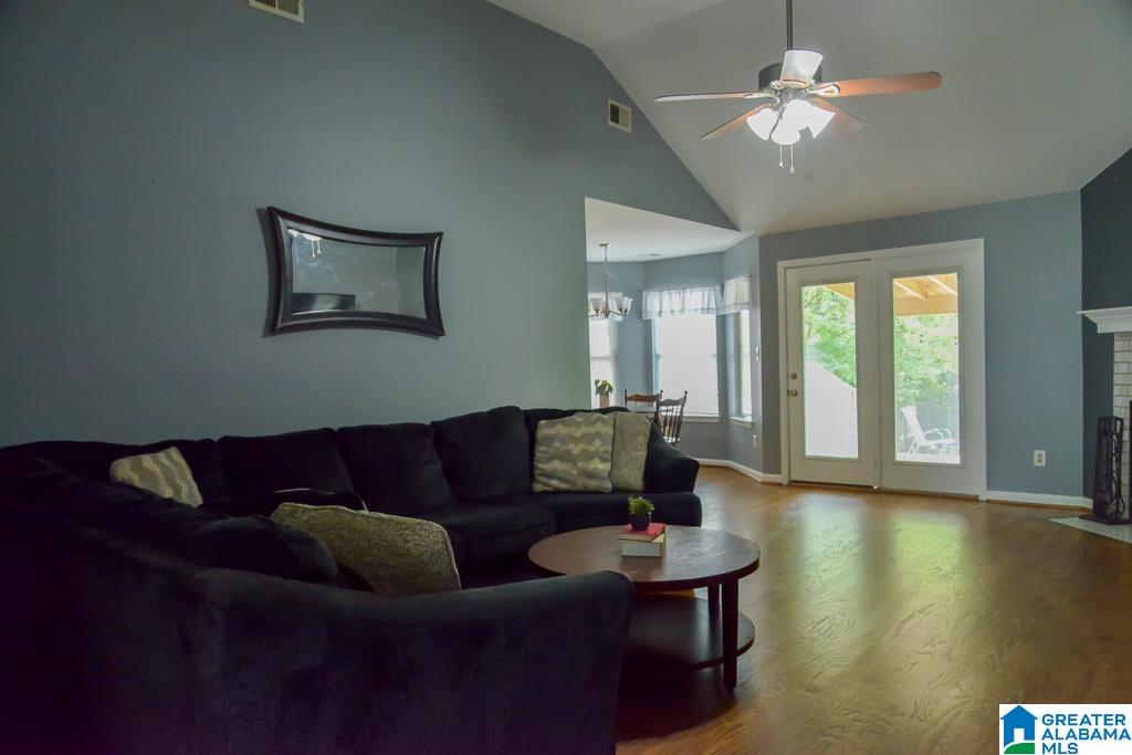 1073 Georgetown Lane Birmingham, AL 35217 - Photo 5 of 17