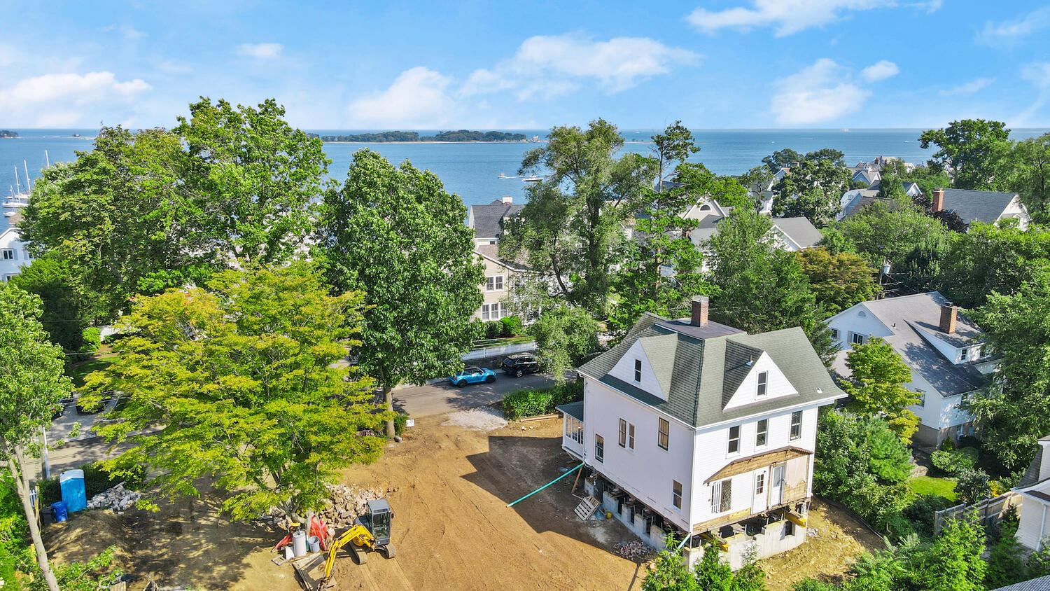 31 Yarmouth Road Rowayton, CT 06853 - Photo 4 of 15