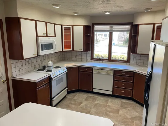 $450,000 | 11 5th Avenue, Newburgh, NY 12550