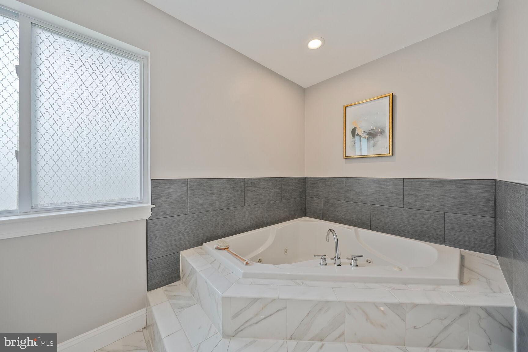 6532 Spring Valley Drive Alexandria, VA 22312 - Photo 25 of 36