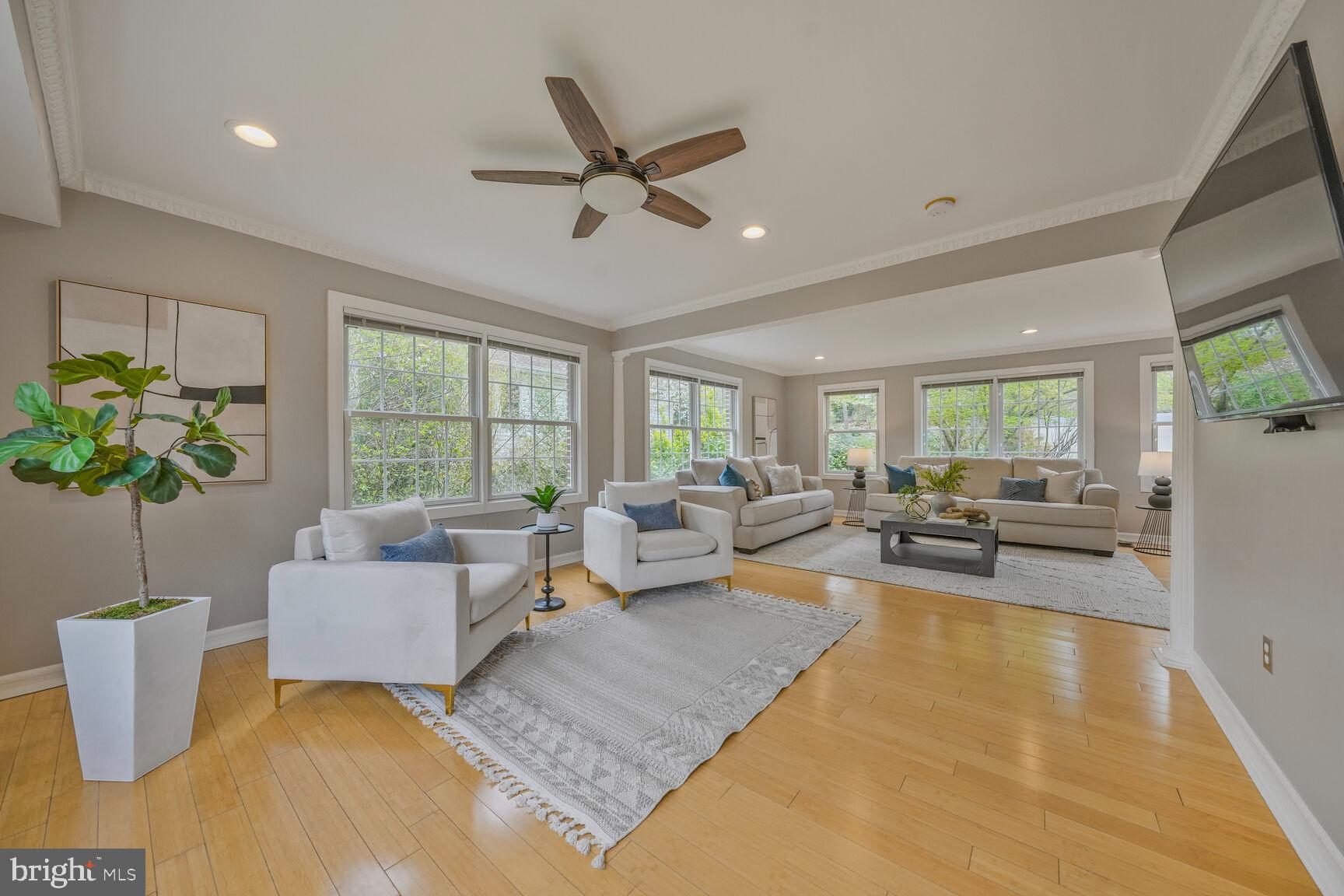 6532 Spring Valley Drive Alexandria, VA 22312 - Photo 9 of 36