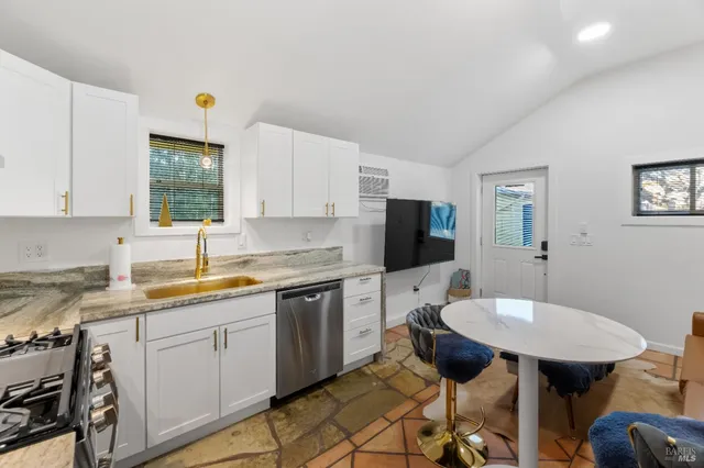 $1,500,000 | 1435 2nd Street, Calistoga, CA 94515