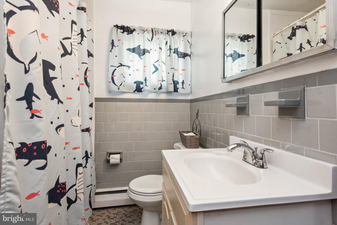 173 Roland Road Pasadena, MD 21122 - Photo 15 of 30 Gallery Image 15