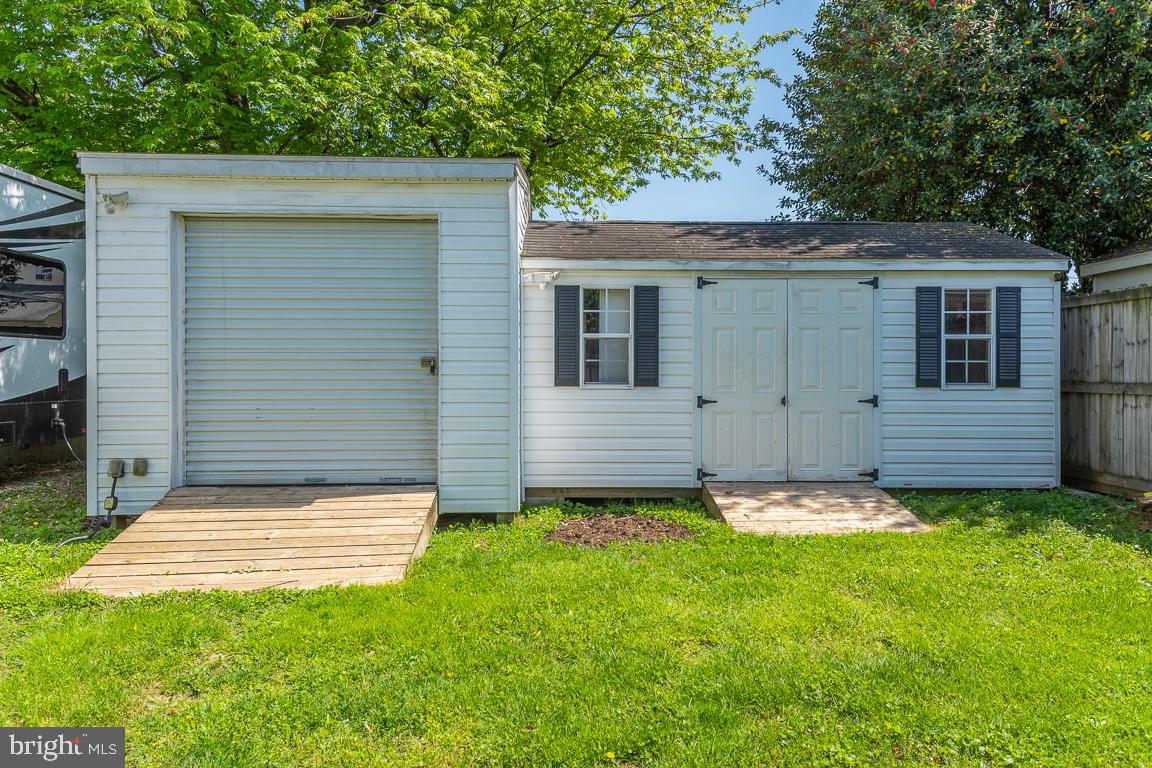 173 Roland Road Pasadena, MD 21122 - Photo 26 of 30 Gallery Image 26