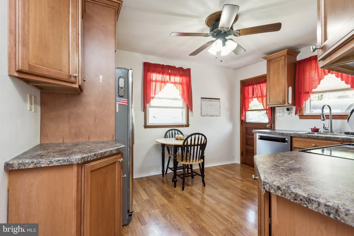 173 Roland Road Pasadena, MD 21122 - Photo 9 of 30 Gallery Image 9