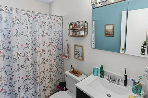 $169,900 | 706 Merlin Court, Troy, IL 62294